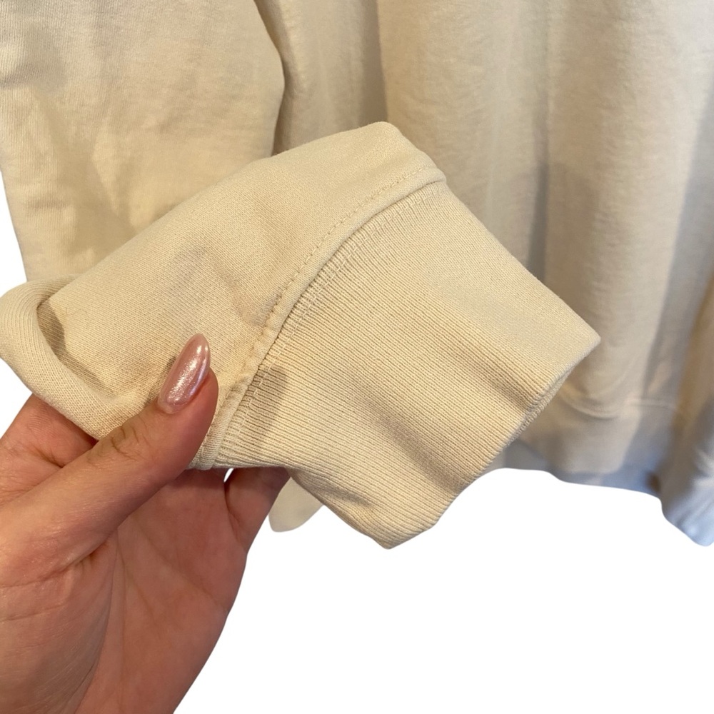 Sporty & Rich New York Fitness Club Crewneck Sweatshirt In Cream - Picture 4 of 9